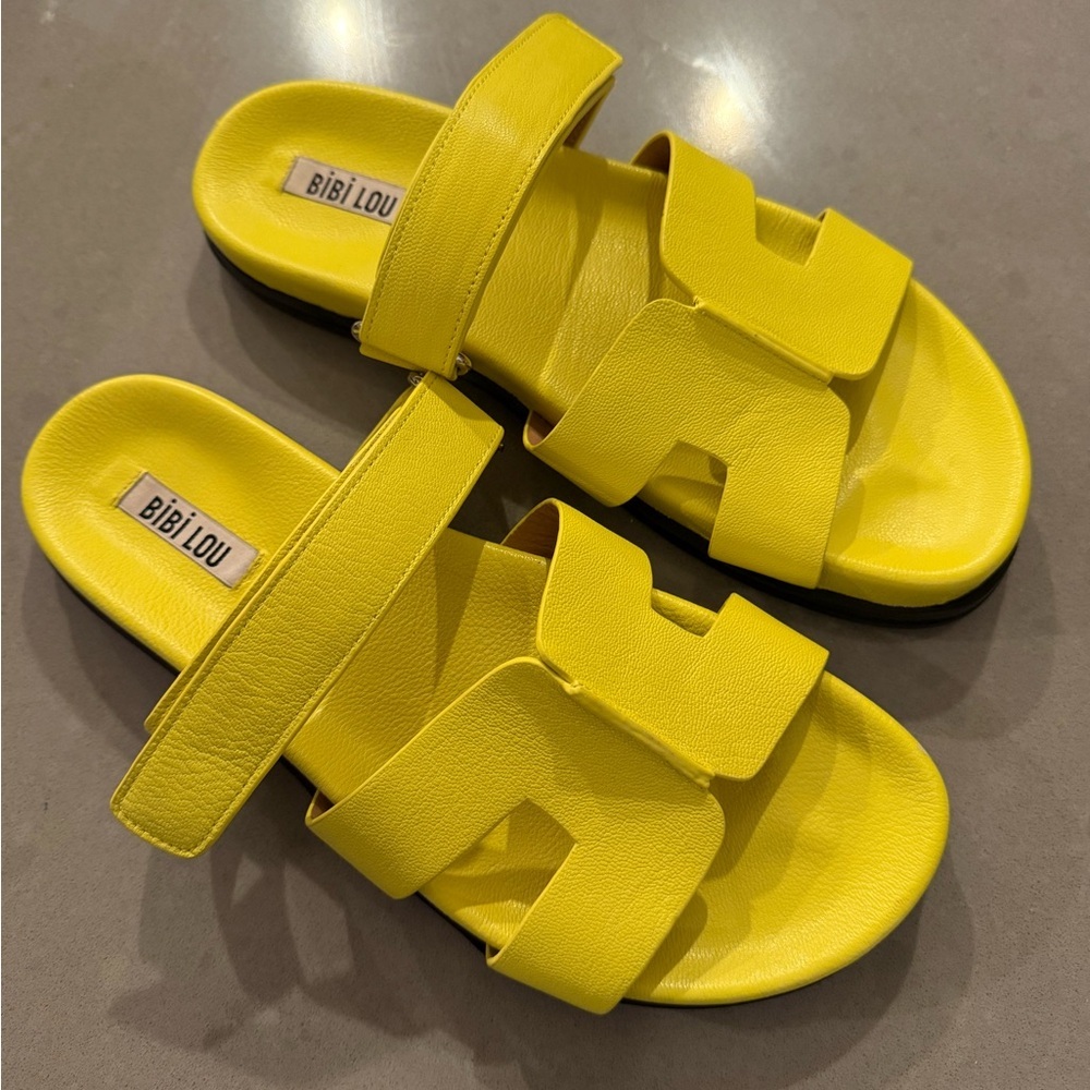 NWOB Bibi Lou Yellow leather colorful Cutout Slide Sandals Size 40/9.5 - Picture 5 of 7